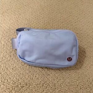 Lululemon Everywhere Belt Bag Crossbody Bag 1L-
Pastel Blue